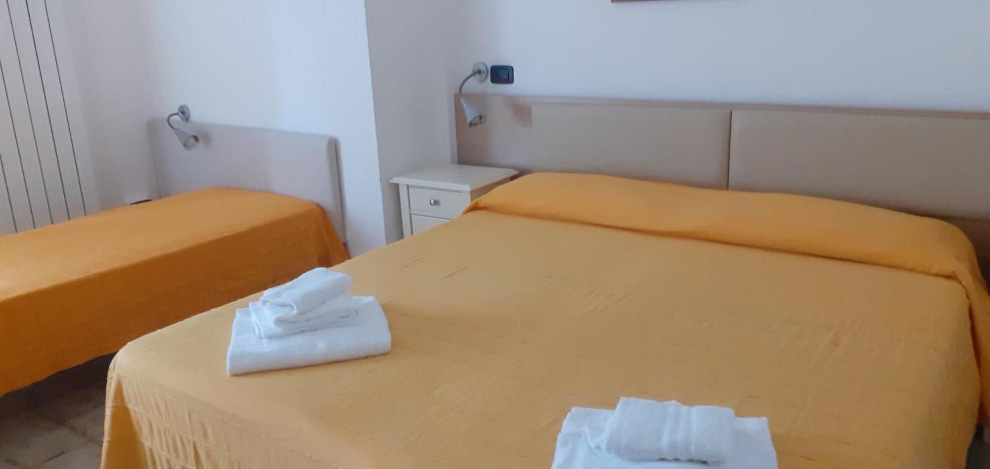 Hotel & Residence Stella Maris Pietra Ligure Exterior photo